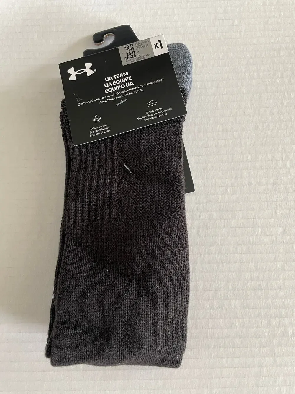 Men's Under Armour Black Training Crew Socks Size L NEW